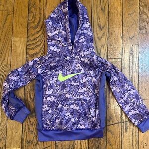 Girls Nike sweatshirt size 4